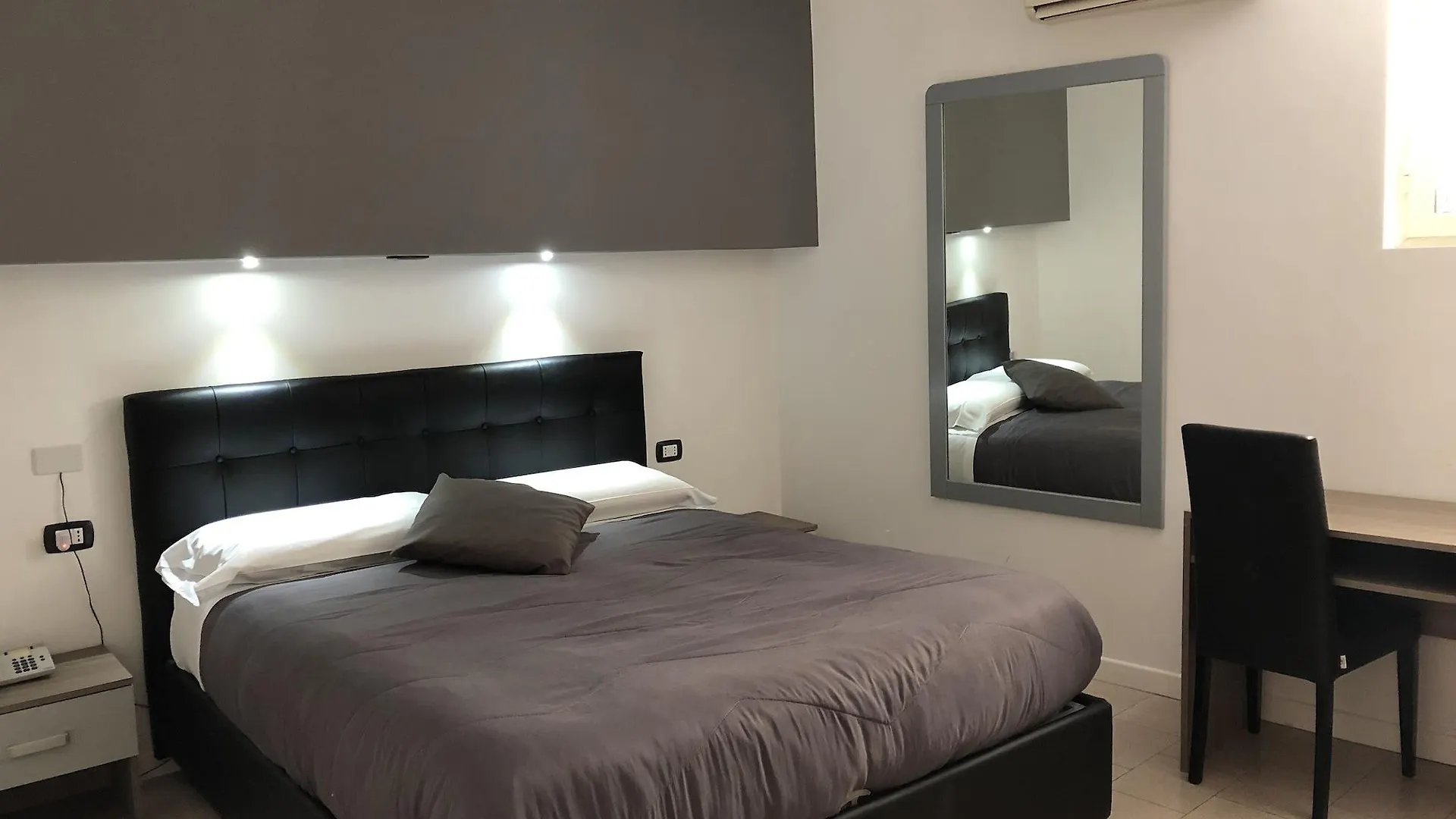Hotel Nettuno Naples