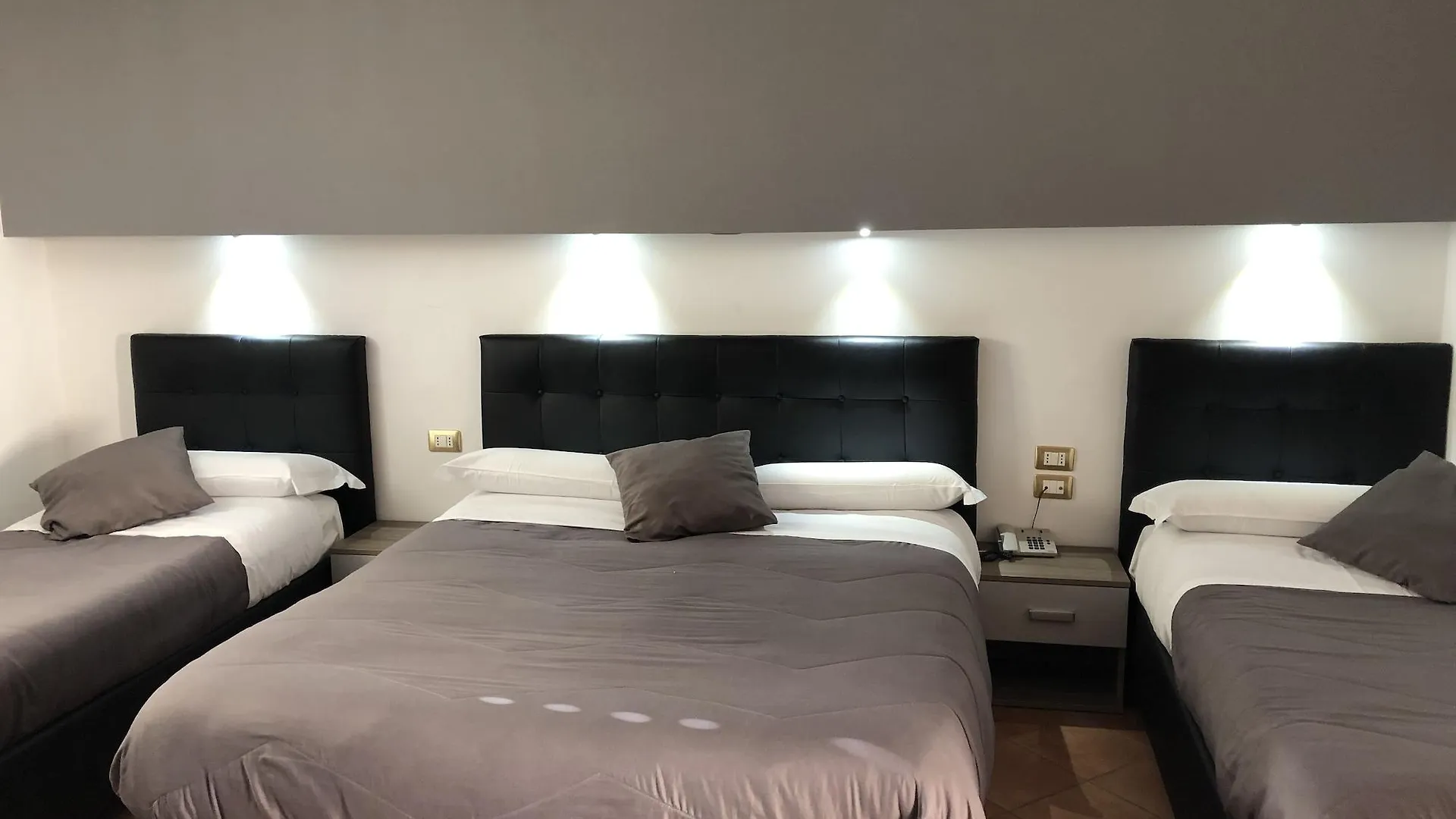 Hotel Nettuno Naples